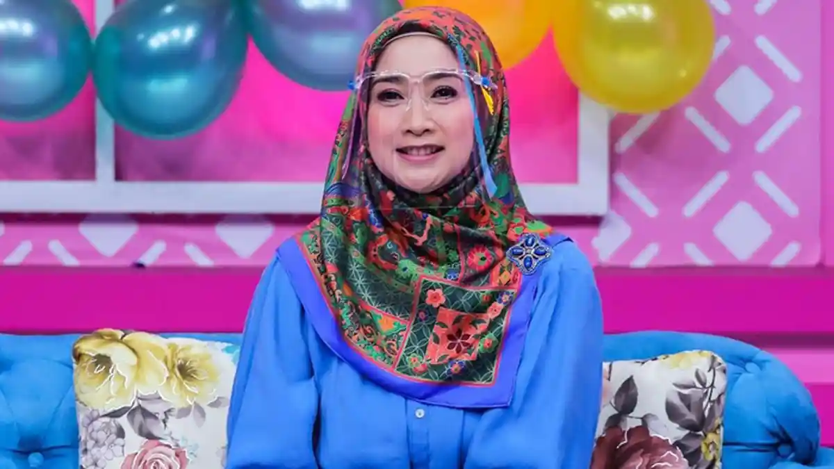 Pantas Desy Ratnasari Tolak Lamaran Vicky Prasetyo, Ternyata Ada Niat Lain