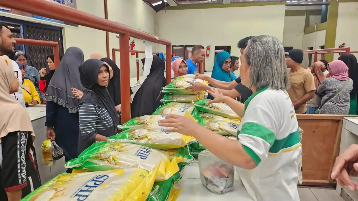 Jual Beras Cuma Rp 40 Ribu Per 5 Kg, Berikut Daftar Harga Sembako Murah Pemkab Maluku Tengah!