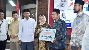 Insentif-guru-ngaji-neng-nong-neng-gong.jpg
