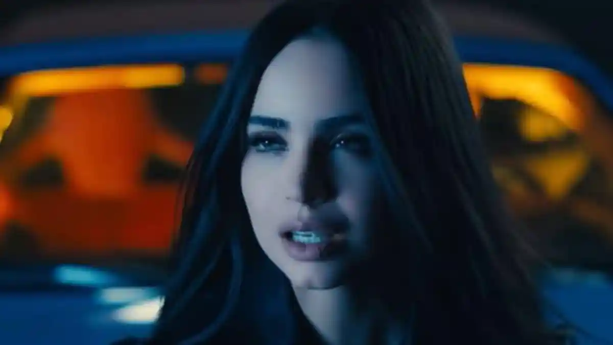 Lirik Lagu dan Terjemahan It's Only Love, Nobody Dies - Sofia Carson: So If You Take Me Home