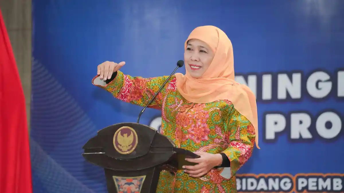 SPMB 2025 Jatim Gunakan Sistem Domisili, Gubernur Khofifah Tegaskan Pentingnya Integritas