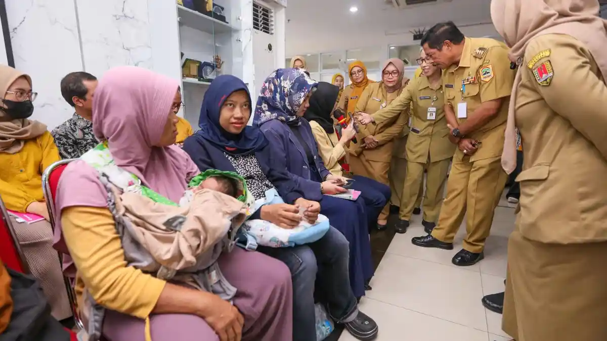 881 Puskesmas di Jateng Mulai Layani Cek Kesehatan Gratis, Pj Gubernur Tinjau Langsung Program Ini