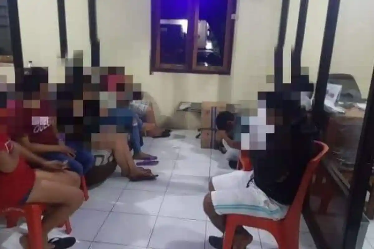 Warung Remang-remang Jadi Lokasi Esek-esek, 9 Orang Diamankan