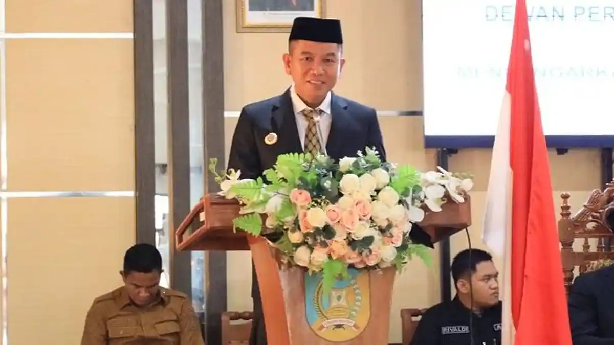Usai Serah Terima Jabatan, Bupati Konawe Selatan Irham Pidato Perdana di Rapat Paripurna DPRD Konsel