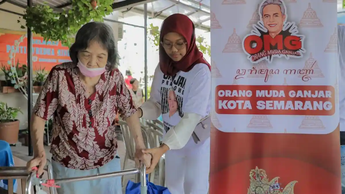 Kehadiran Orang Muda Ganjar Disambut Bahagia Lansia Penghuni Panti Wredha Semarang