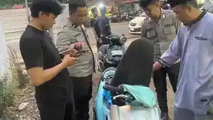 Maling-gagal-rumah-setelah-tepergok-warga-lari-tinggalkan-motornya-di-TKP.jpg