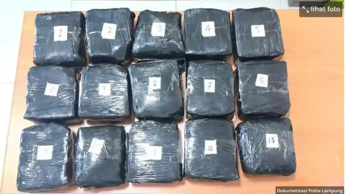 SIASAT LICIK 4 Pelaku Penyelundup Sabu 15 Kg, Sewa Ambulans dan Ngaku Hendak Jemput Pasien Kritis