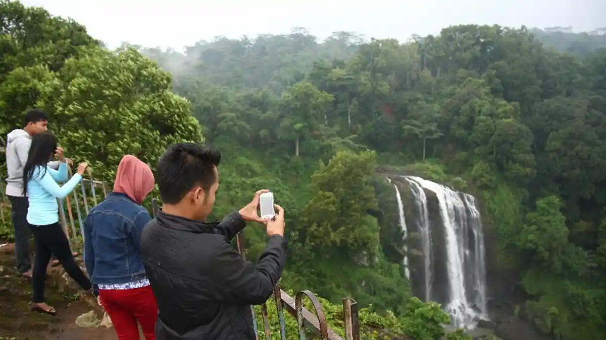 Curug Sewu, Air Terjun Tertinggi di Jawa Tengah, Berada di Kabupaten Kendal