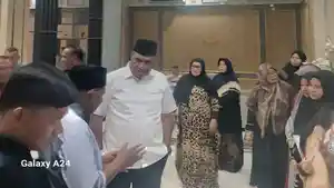 Mohamad-Lakotani-menghadiri-silaturahmi-bersama-peserta-dan-official-LPTQ-Papua-Barat.jpg