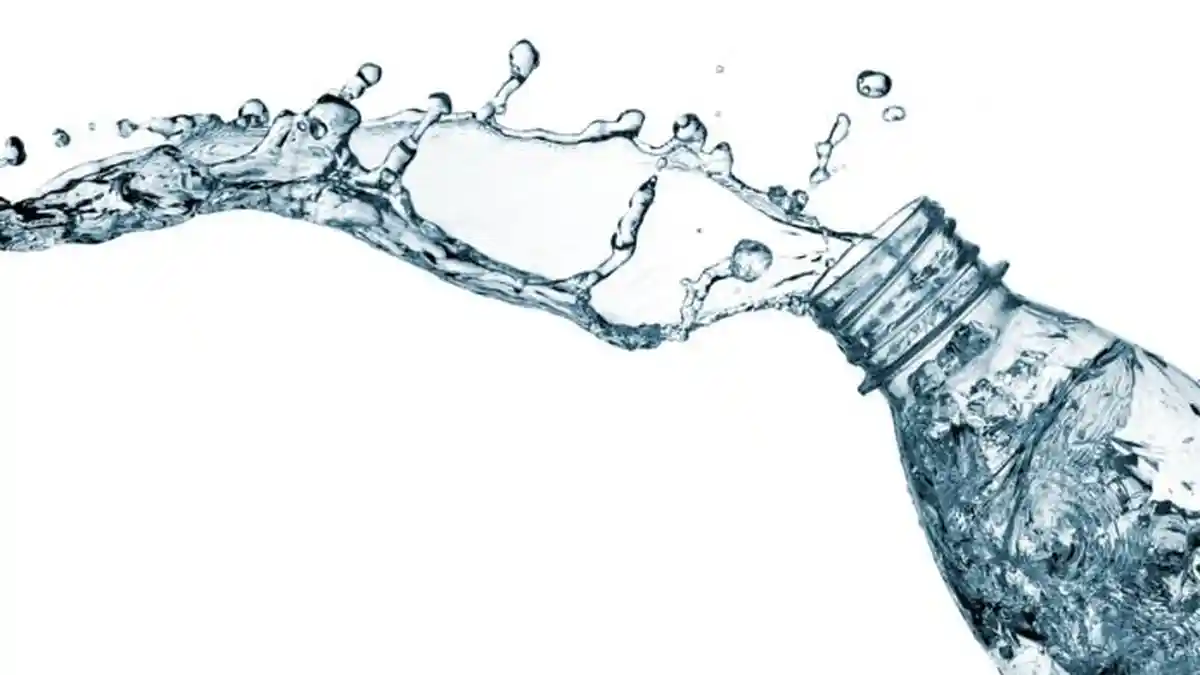Waspadalah, Jika Rasa Air Mineral Seperti Air Kelapa