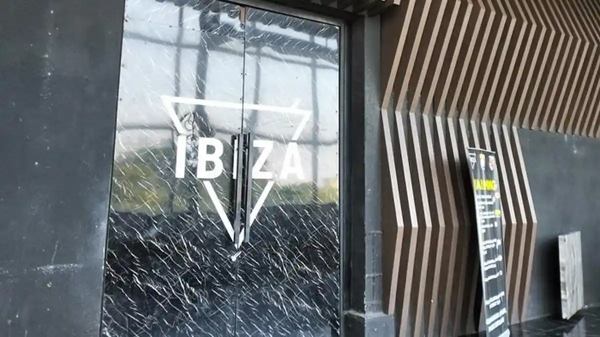 Diskotek Ibiza Surabaya Digrebek, 7 Orang Diamankan