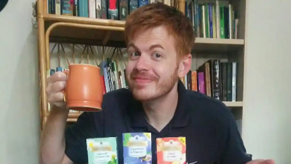 Bule Ini Buat Video Jalan-Jalan Ke Australia, Tapi Bicara Pakai Bahasa Suroboyoan? Yuk Tengok