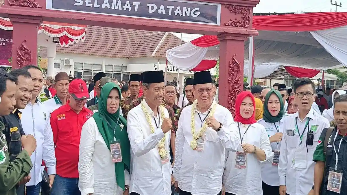 Mengusung Tema Keberagaman, Paslon Djakfar Shodiq - Abdiyanto Daftar KPU OKI Diusung 6 Parpol