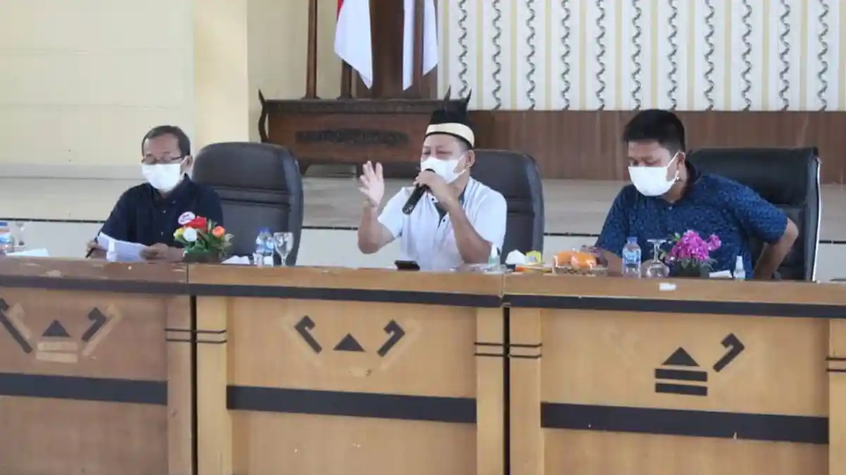 Antisipasi Lonjakan Covid, Bupati Lampung Timur Gelar Rapat dengan Forkopimcam
