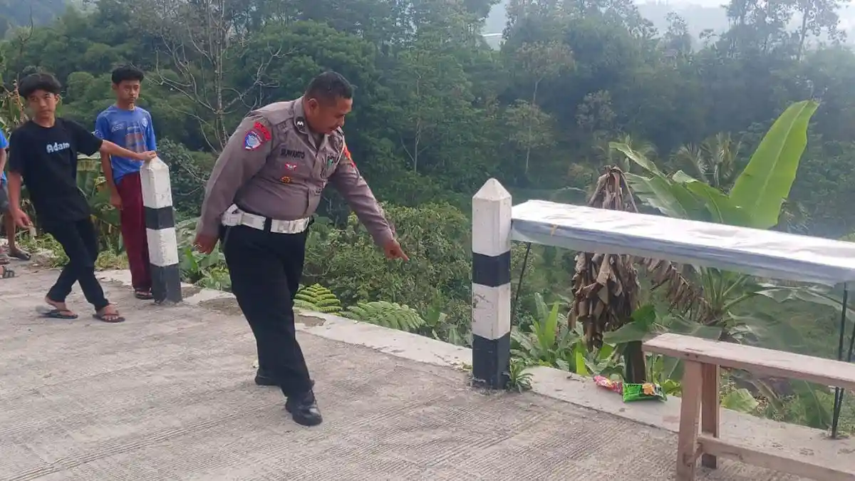 INNALILLAHI, Pulang dari Arisan Keluarga, Pasutri di Karanganyar Tewas, Motor Terjun ke Kebun