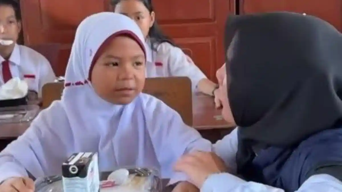 Alasan Haru Devi Bocah SD Saat Uji Coba Makan Bergizi Gratis, Tahan Lapar Agar Bisa Makan Bareng Ibu
