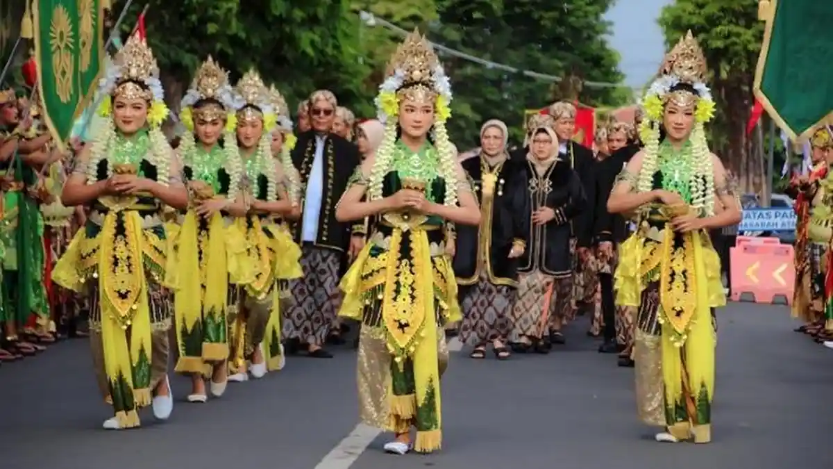 ​Tari Godril Lumajangan, Akulturasi Budaya Kolonial Dancen Van Java dengan Karakter Pendalungan