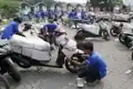 Pengiriman Paket Motor