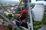 Perawatan BTS XL Axiata di Manado