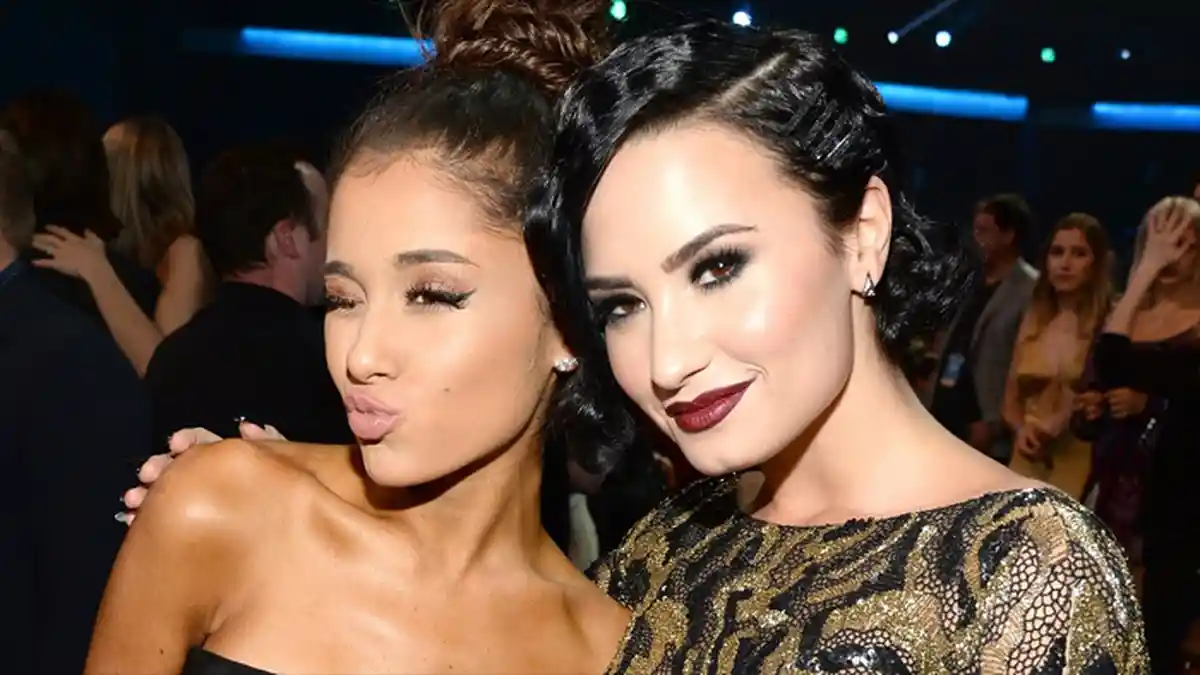 Demi Lovato Beri Semangat Kepada Ariana Grande Lewat Postingan yang Menyentuh Ini