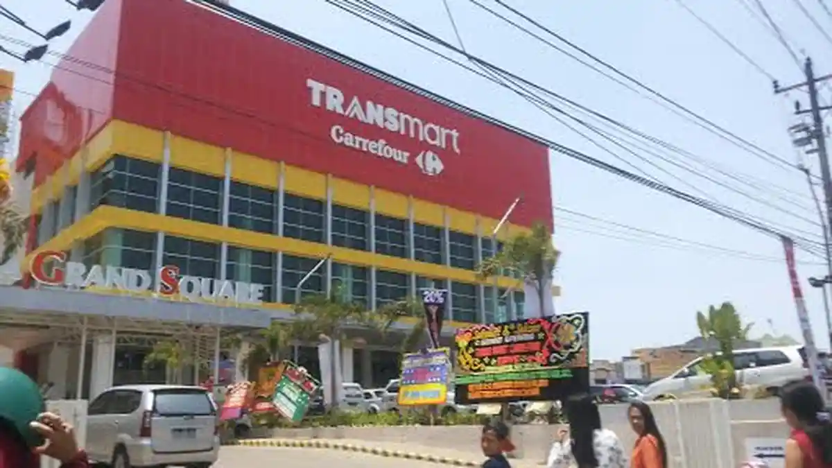Transmart Carrefour Daya Makassar Resmi Beroperasi