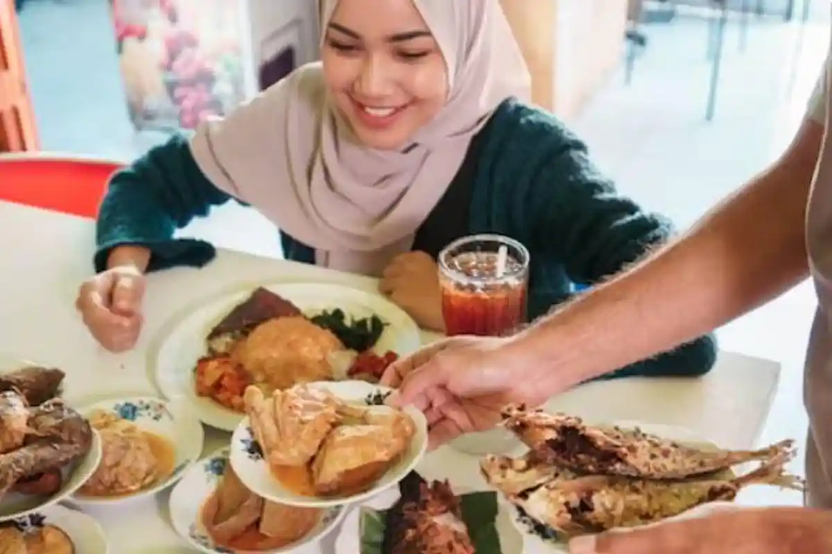 Menu 30 Hari Puasa Ramadan 2025 dengan Takjil, Bikin Kaum Ibu Mudah Memasak Makanan untuk Keluarga