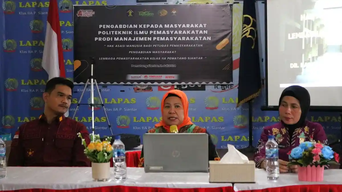 Direktur Poltekip Berkunjung ke Lapas Pematangsiantar, Beri Materi HAM di Lapas