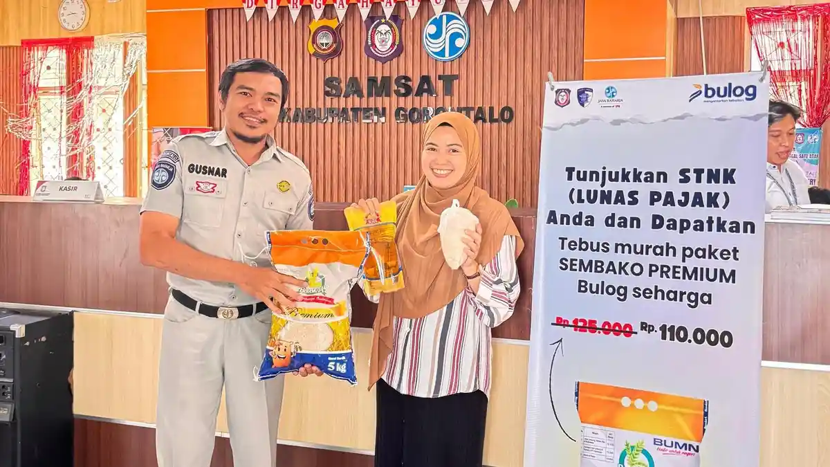 Jasa Raharja dan Tim Pembina Samsat Beri Reward Wajib Pajak Taat Bayar