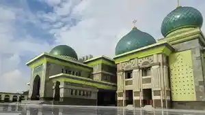 Masjid-Raya-Annur-sholat-ied.jpg