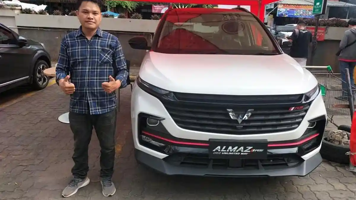 Info Mobil, Daftar Harga Wuling Almaz Terbaru di Lampung