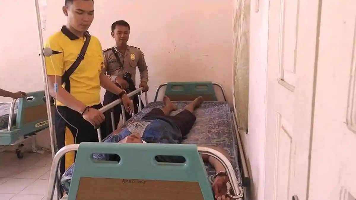 Dipicu Perselisihan, Seorang Suami di Nagan Raya Bacok Leher Istrinya Hingga Terluka Parah