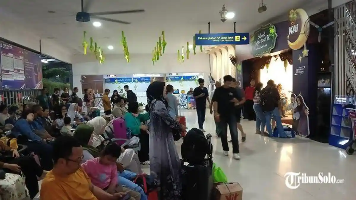 Stasiun Solo Balapan Makin Ramai, Puncak Arus Balik Diprediksi Hari Ini, 23 Ribu Tiket Terpesan