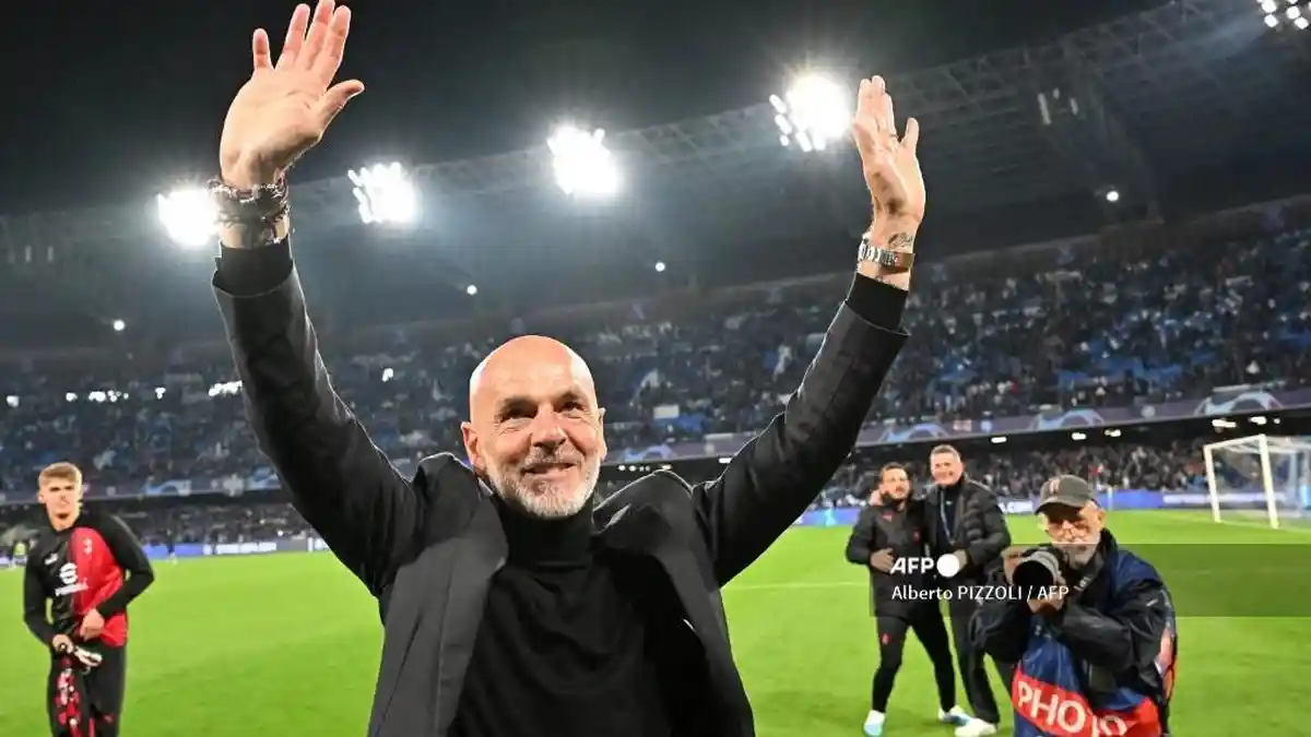 Kata Stefano Pioli, Lini Tengah AC Milan Sudah Lengkap, Tanggapi Rumor Soal Rade Krunic