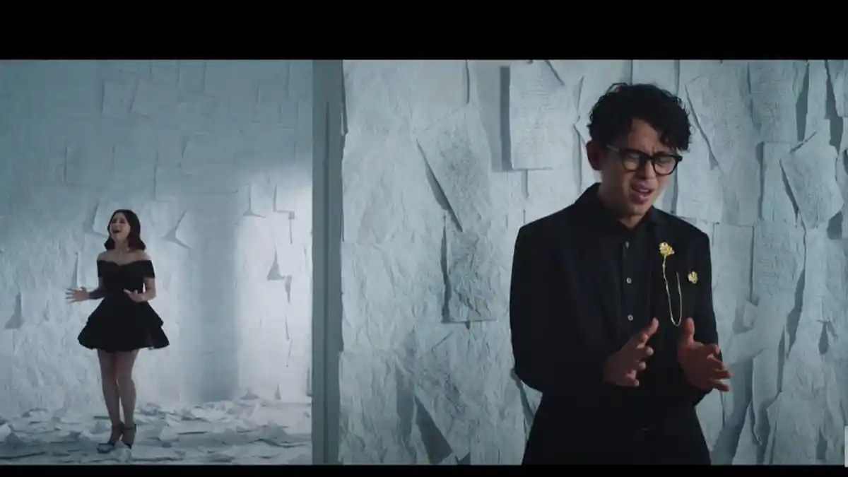 Kunci Gitar Aku Tanpa Kamu Tanpa Aku - Budi Doremi feat Anggi Marito: Tak Sampai Hati Aku Merelakan