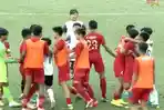 video-detik-detik-kericuhan-timnas-u-18-indonesia-vs-laos-di-akhir-laga.jpg
