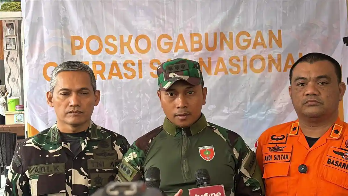 Black Box Pesawat ATR 42-500 Berhasil Ditemukan di Ekor Pesawat