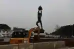 Renovasi Patung Pemuda Membangun