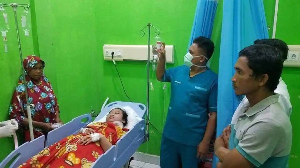 Ditusuk di Leher dan Punggung, Wahyu Agustina Kritis