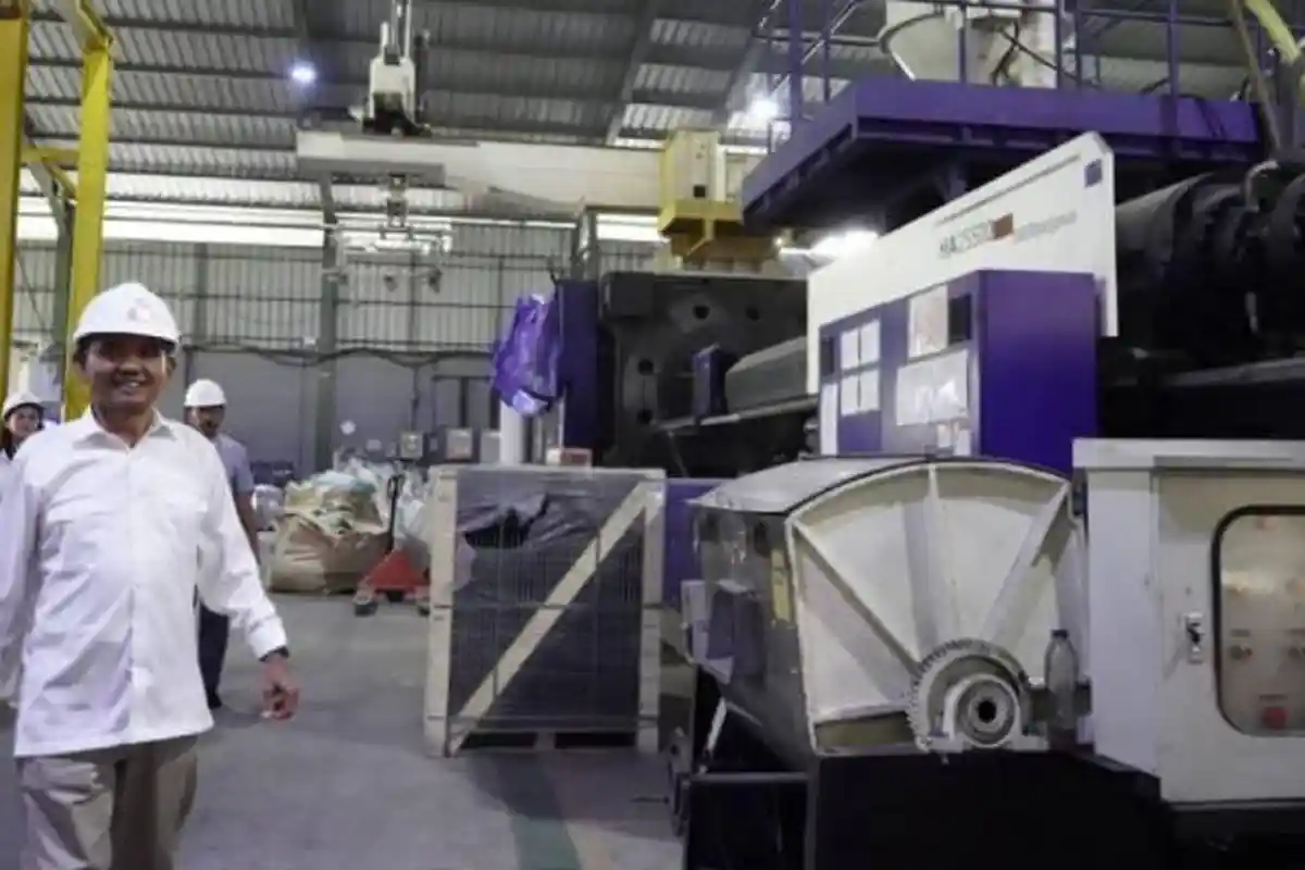 Dari Sampah Jadi Paving Block, Wabup Ansori Pelajari Inovasi Ramah Lingkungan di PT CMC Jakarta