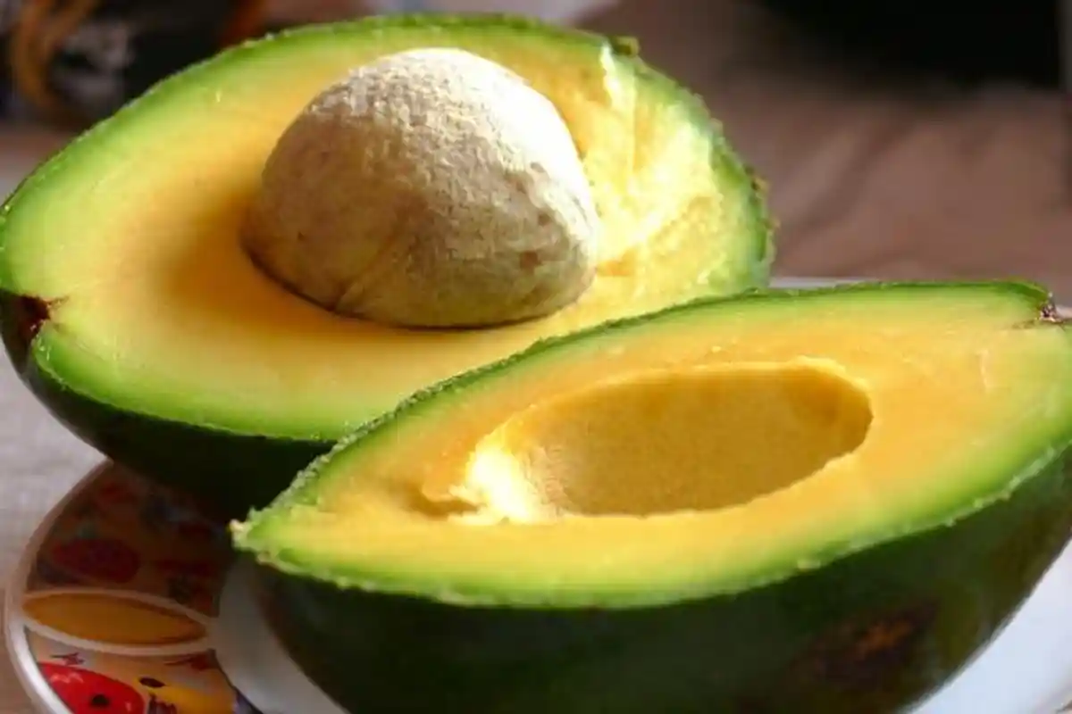 Tips agar Alpukat Tak Mudah Berubah Warna, Coba Percikkan Air Perasan Jeruk Nipis