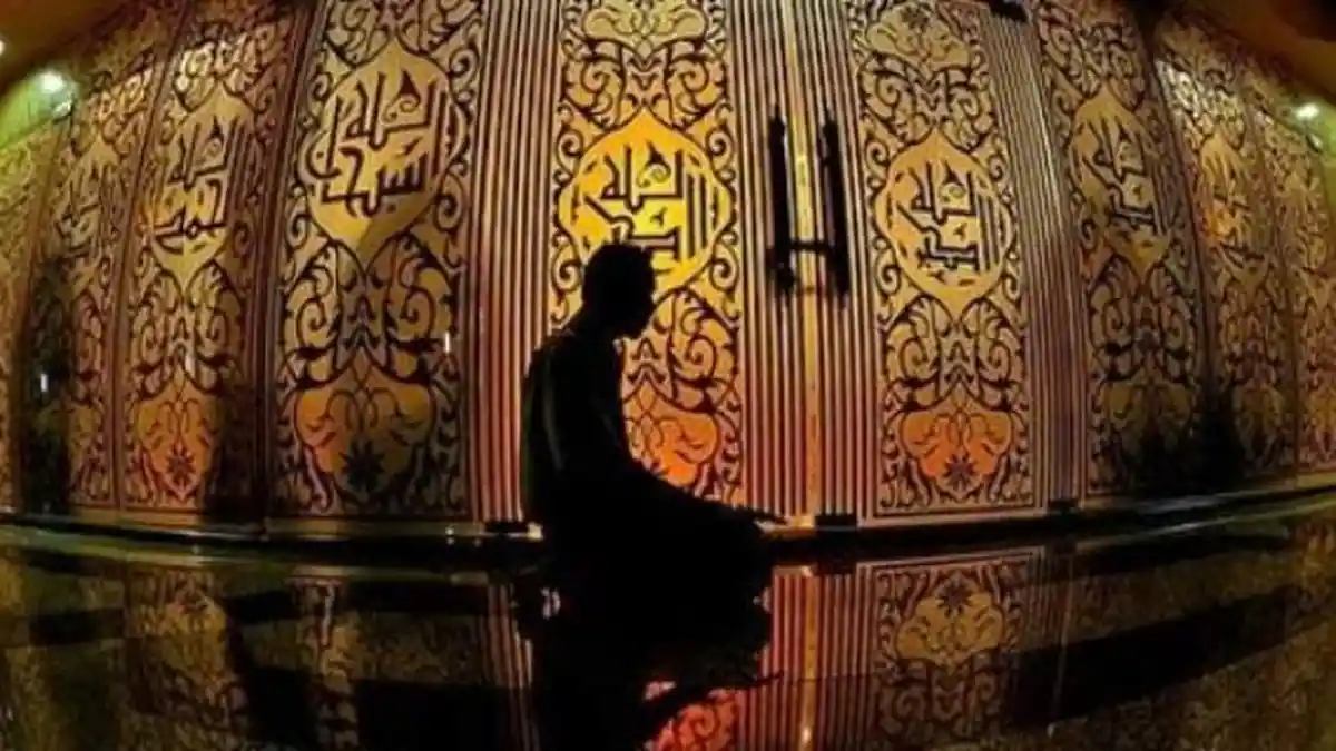 Apa Itu Iktikaf? Kapan dan Berapa Lama Melakukannya? Simak Penjelasan Lengkapnya