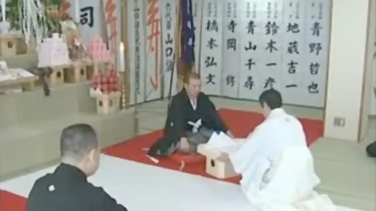 Yakuza Jadi Satu Keluarga dalam Sakazukigoto