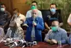 Konferensi Pers Partai Demokrat Versi KLB