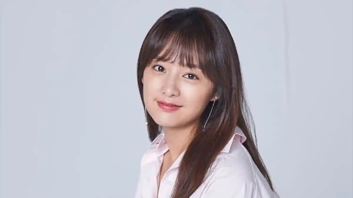 POPULER - Kim Ji Won Dirumorkan Bakal Tinggalkan Salt Entertainment, Agensi Buka Suara soal Kontrak