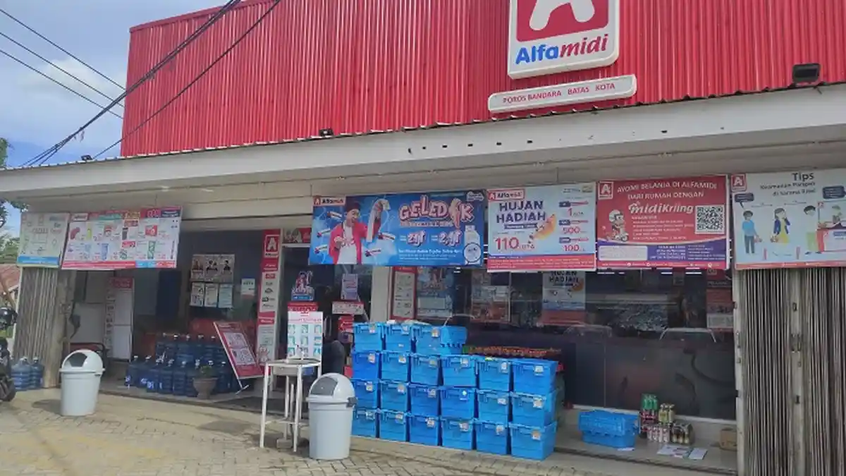 Promo Alfamidi Akhir Pekan, Beli Kebutuhan Anda Nikmati Potongan Harga hingga Beli 2 Gratis 1