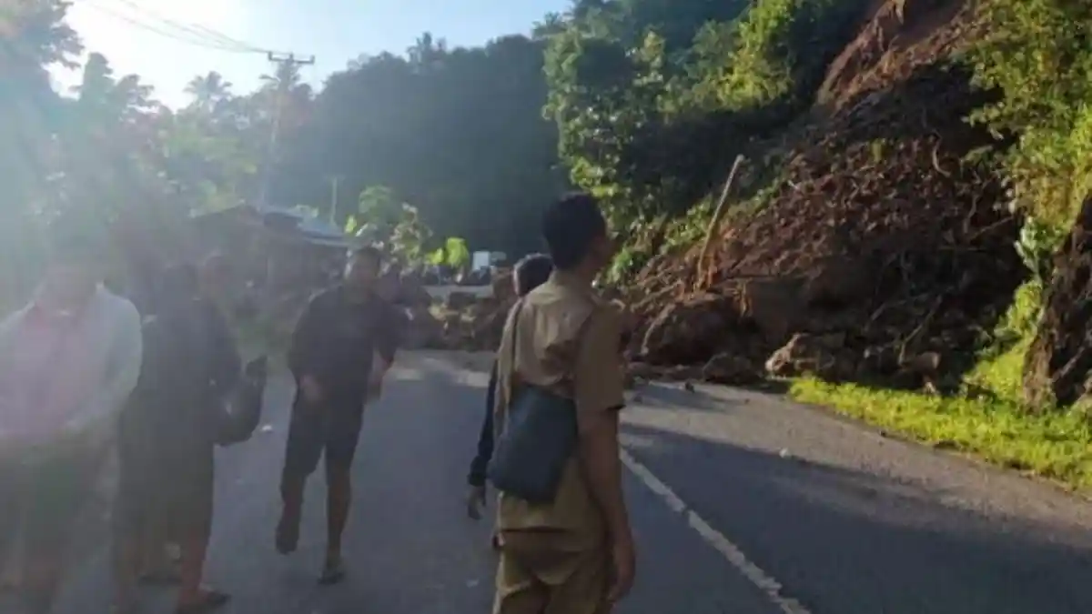 6 Peristiwa Longsor yang Terjadi di Jalur Kotamobagu Bolmong