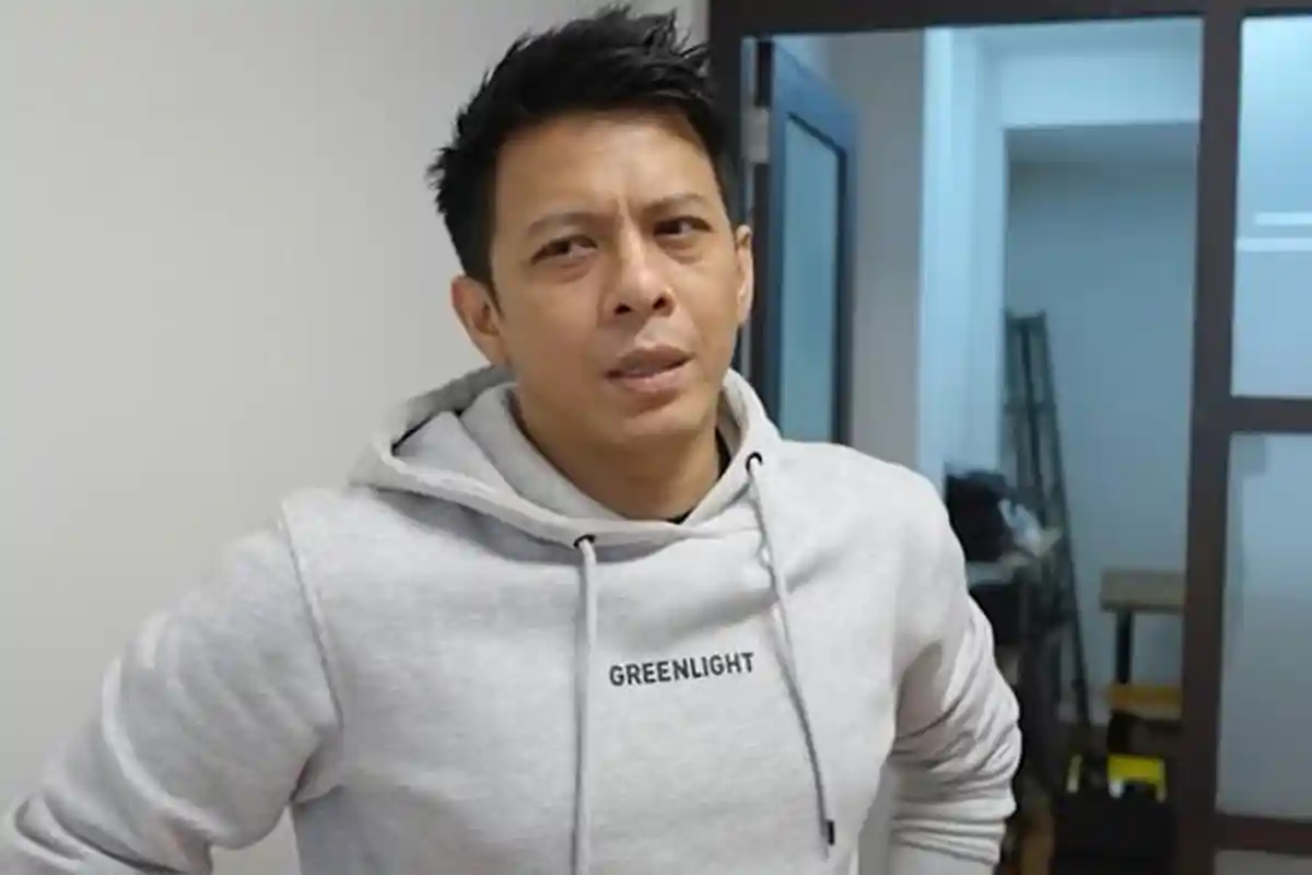 Dikira Pacar Ariel NOAH di Jepang, Terungkap JW Sebenarnya, Sempat Trending Twitter