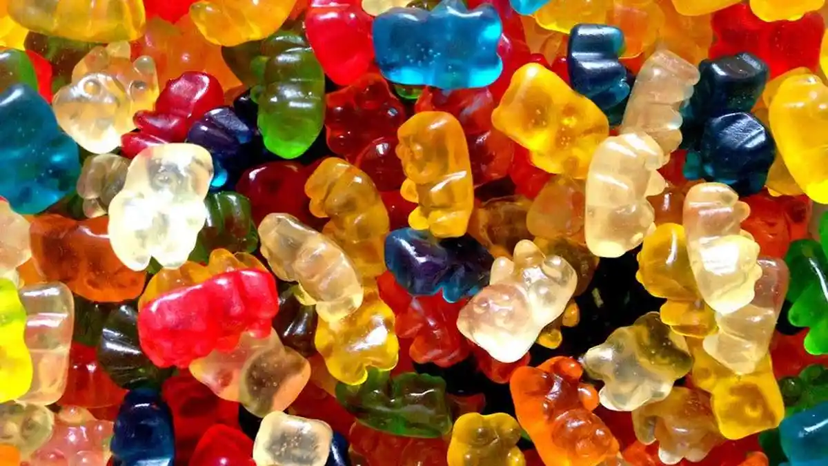 Penanda Anda Terlalu Banyak Konsumsi Makanan dan Minuman Mengandung Gula