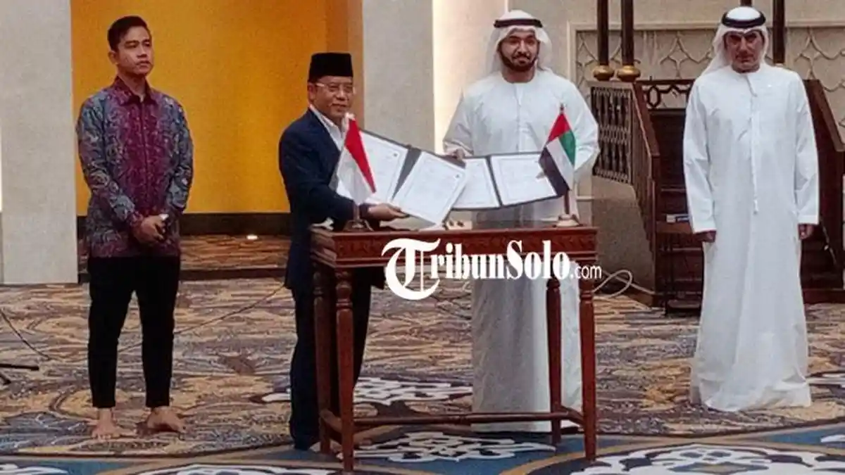 Penandatanganan MoU Masjid Raya Sheikh Zayed: Manajemen Bersama MBZ University dan Islamic Center