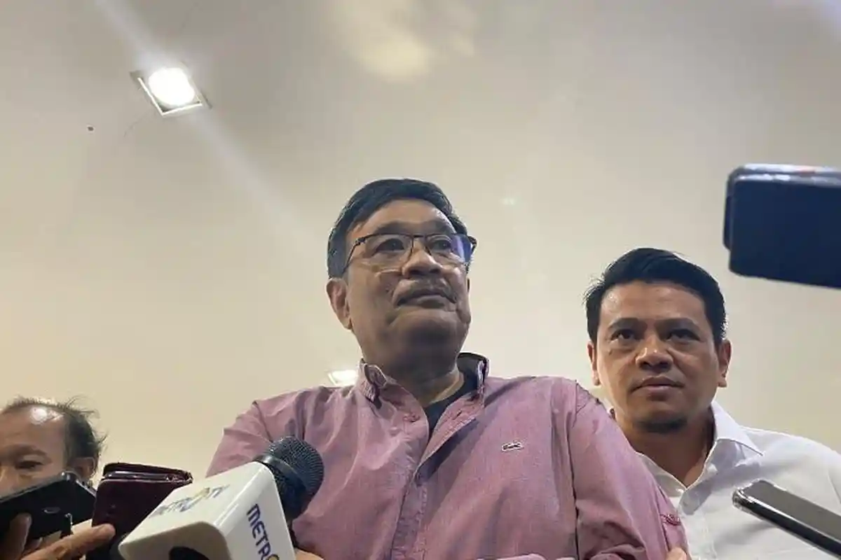 Djarot Saiful Hidayat Ungkap Alasan PDIP Belum Putuskan Dukung Anies Baswedan di Pilkada Jakarta